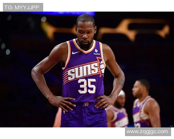 湖人对阵太阳精彩对决回顾及赛后分析12月3日赛事亮点总结